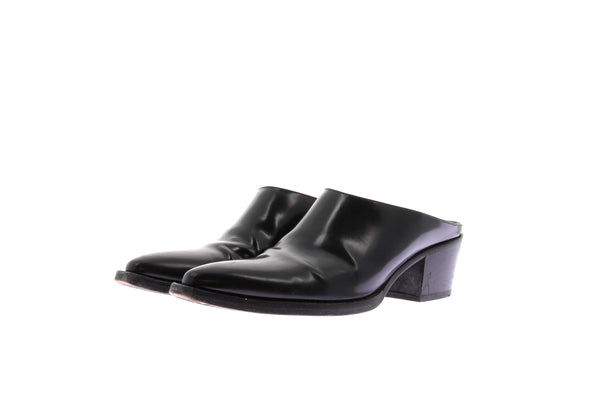 Mules en cuir noir