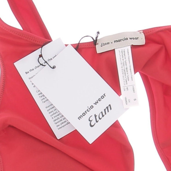 Maillot de bain une pièce rouge