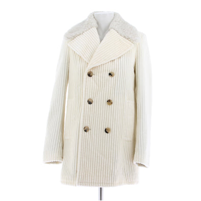 Manteau en velours blanc
