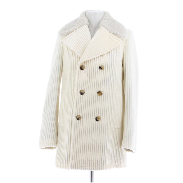 Manteau en velours blanc