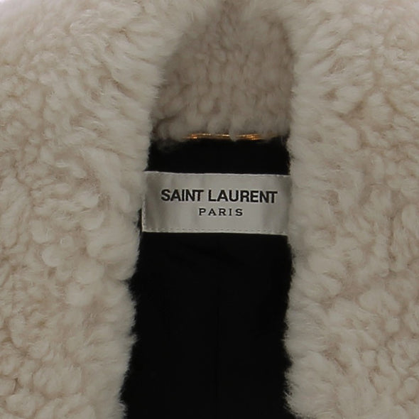 Manteau en velours blanc