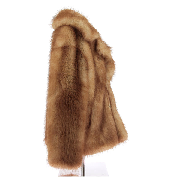 Manteau en fausse fourrure