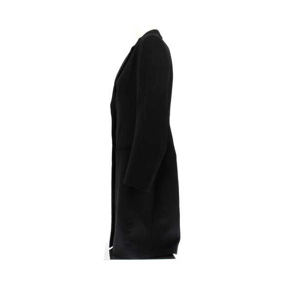 Manteau long noir en laine