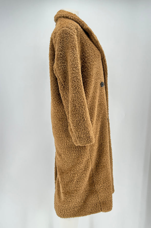 Manteau en fausse fourrure
