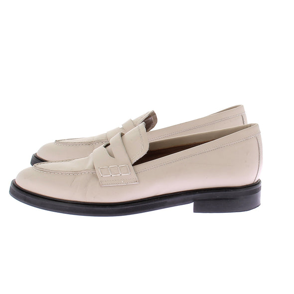 Mocassins blancs