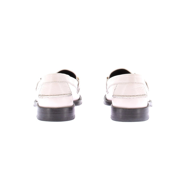 Mocassins blancs