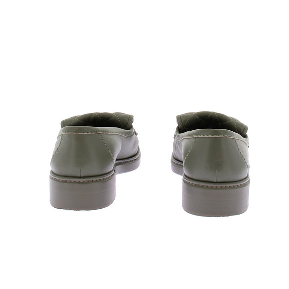 Mocassins en cuir kaki