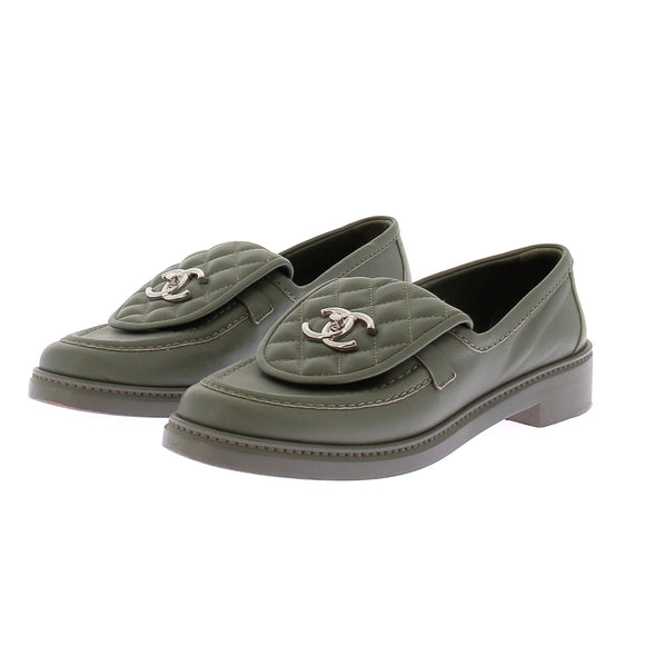 Mocassins en cuir kaki