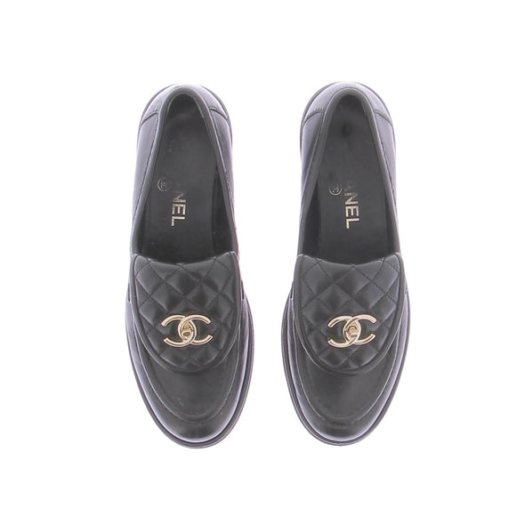 Mocassins en cuir matelassé