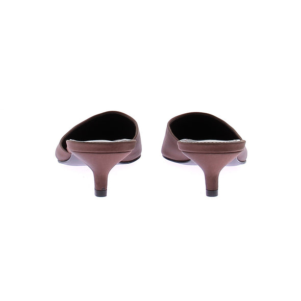 Mules en satin marrons "Reva"