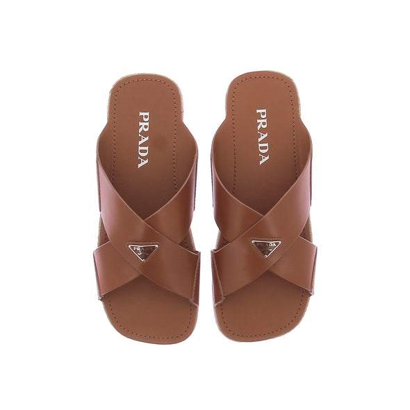 Mules croisées en cuir