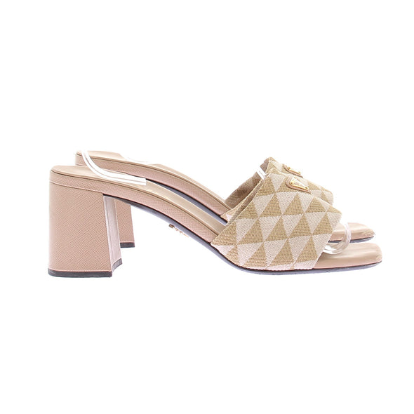 Sandales à talons en tissu brodé