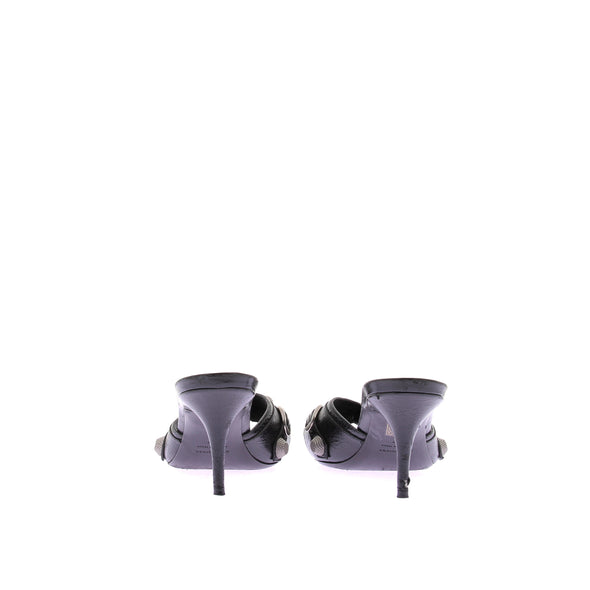 Mules noires en cuir