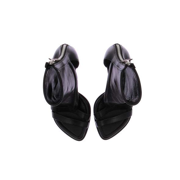 Bottines à talons en cuir