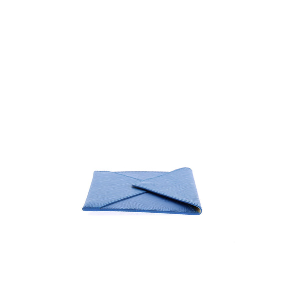 Pochette bleue
