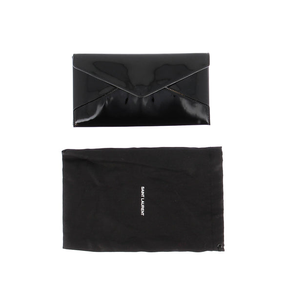 Pochette en cuir verni