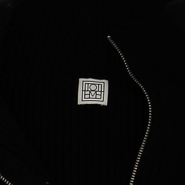 Pull en laine noir