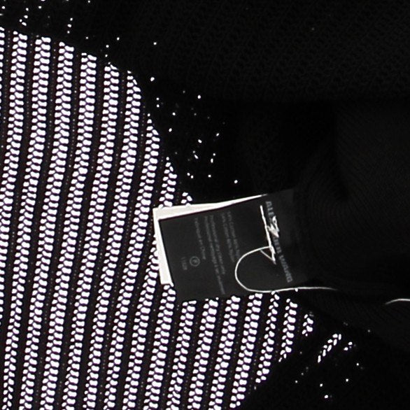 Pull noir