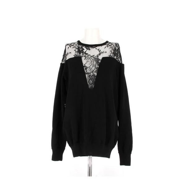 Pull noir à dentelle