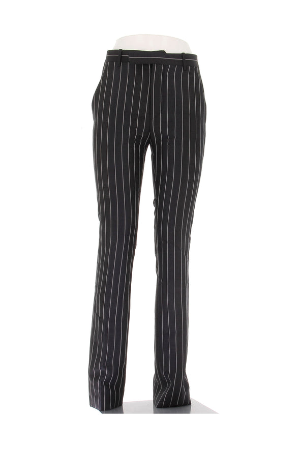 Pantalon gris à rayures blanches