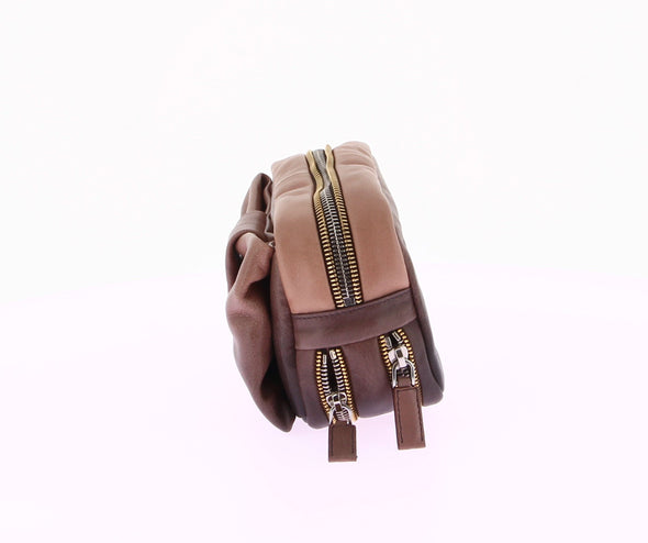 Pochette en cuir marron avec nœud Fiocco Bow