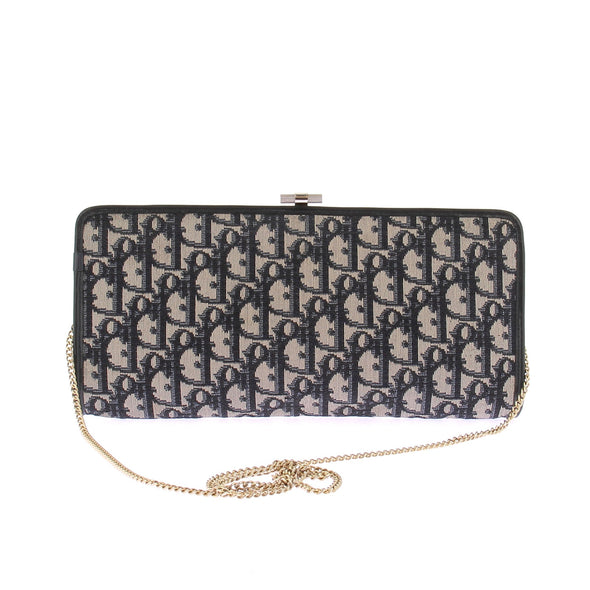 Pochette bleue "30 Montaigne"