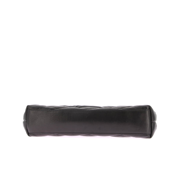 Pochette Sade en cuir matelassé noir