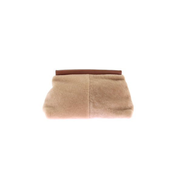Pochette en shearling