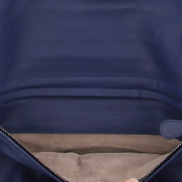 Pochette tressée bleue "Intrecciato"