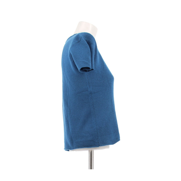Pull bleu
