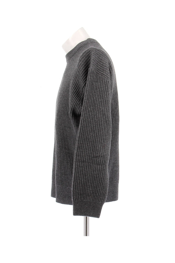 Pull tricoté en laine