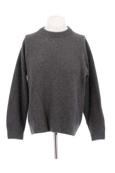 Pull tricoté en laine