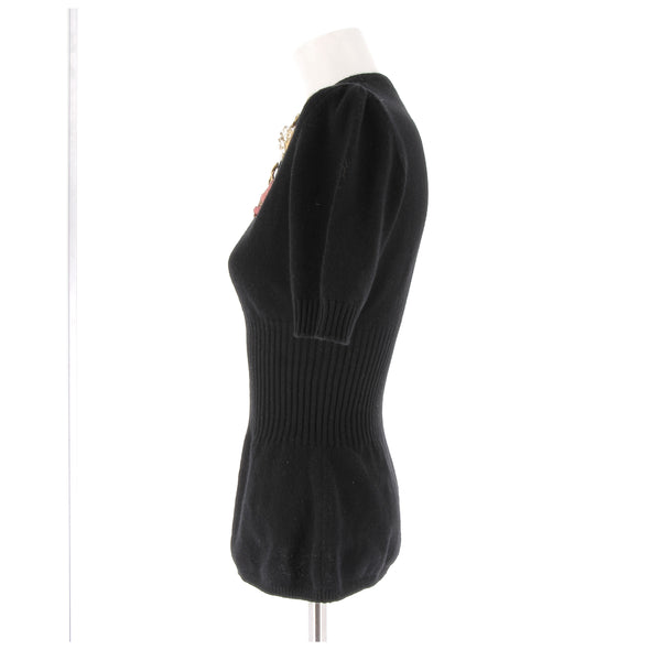 Pull à manches courtes avec broches