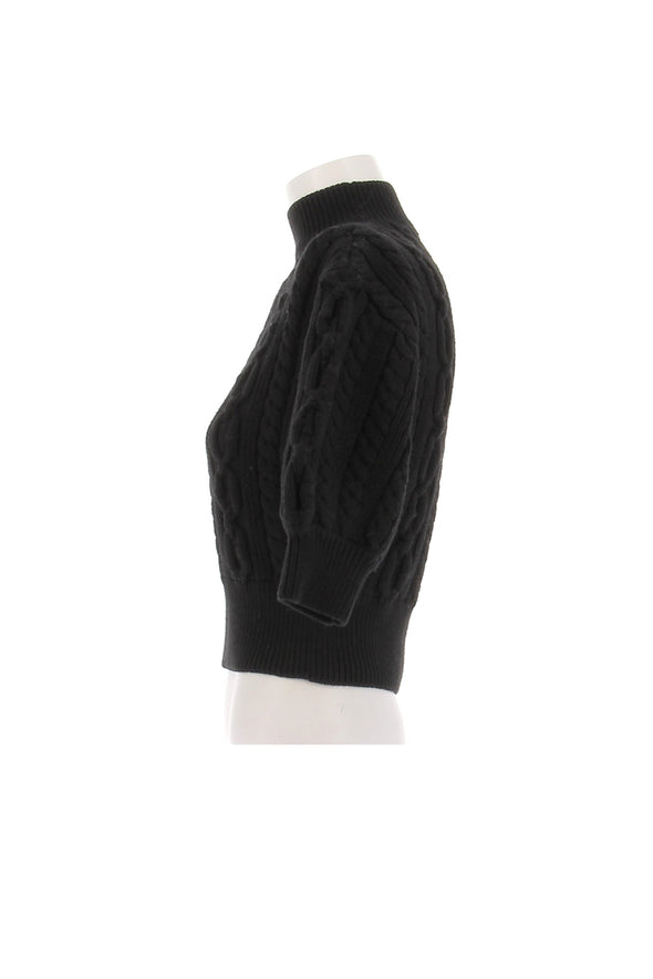 Pull noir