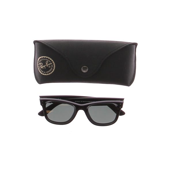 Lunettes de soleil noires