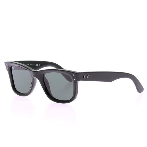Lunettes de soleil noires