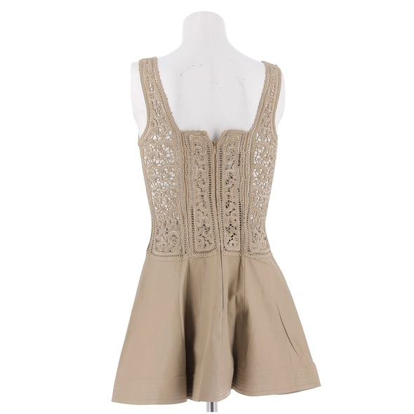 Robe en cuir beige