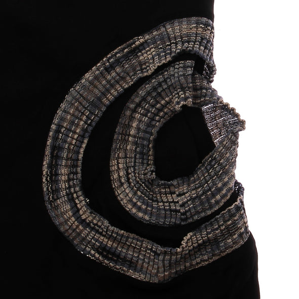 Robe noire cut out