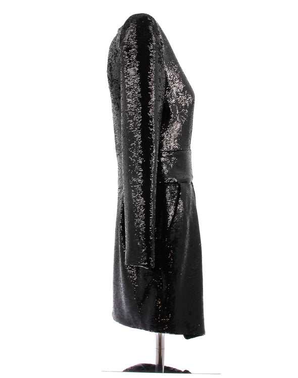Robe noire à sequins