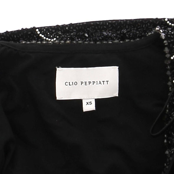 Robe noire à perles