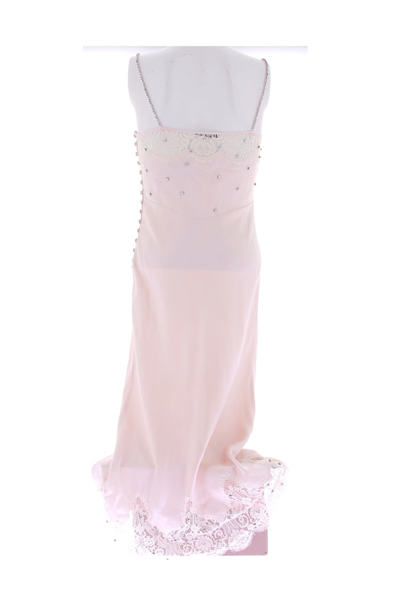 Robe nuisette rose à dentelle et strass