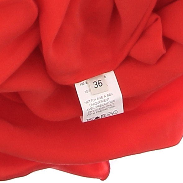 Robe en soie rouge