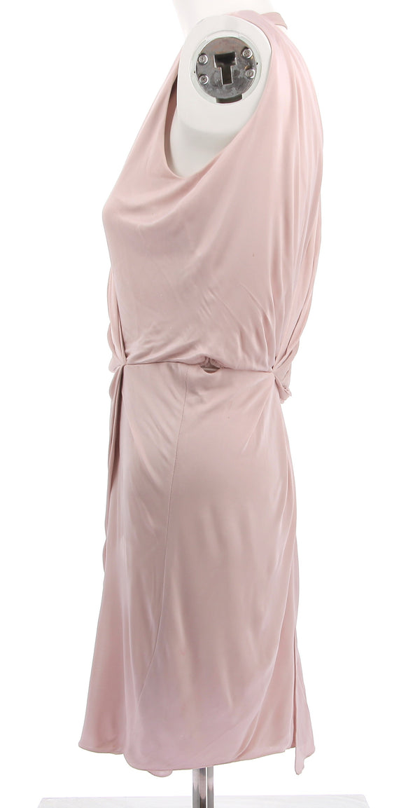 Robe rose asymétrique