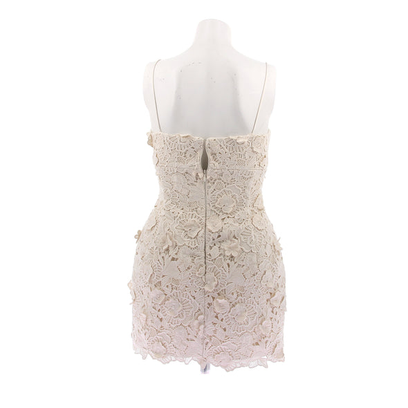 Robe en dentelle