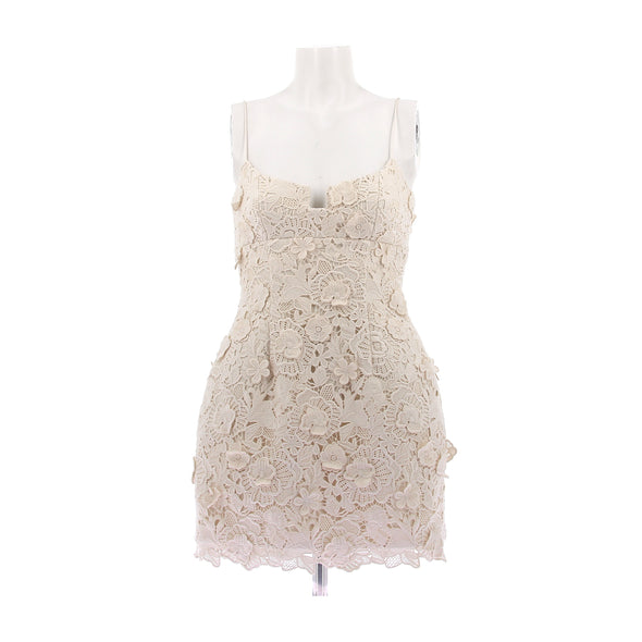 Robe en dentelle