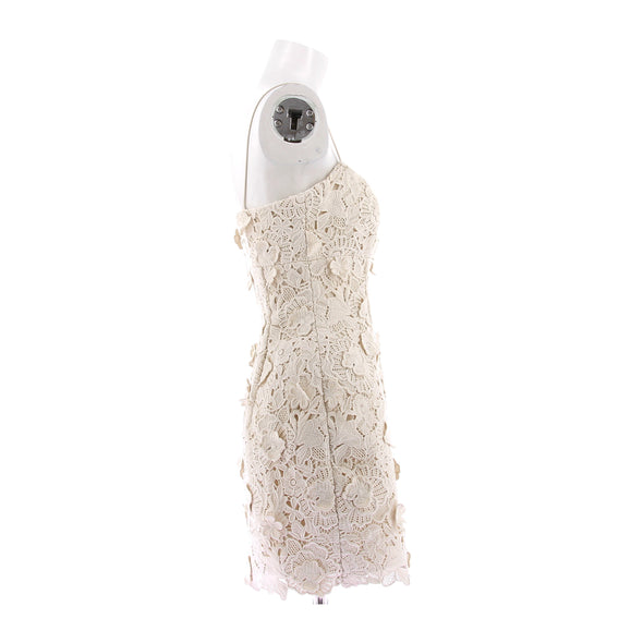 Robe en crochet crème