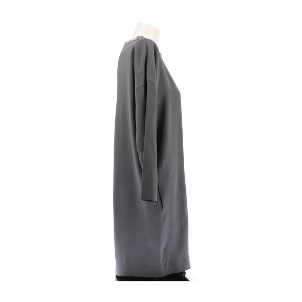Robe en soie grise