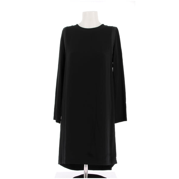 Robe en soie noire