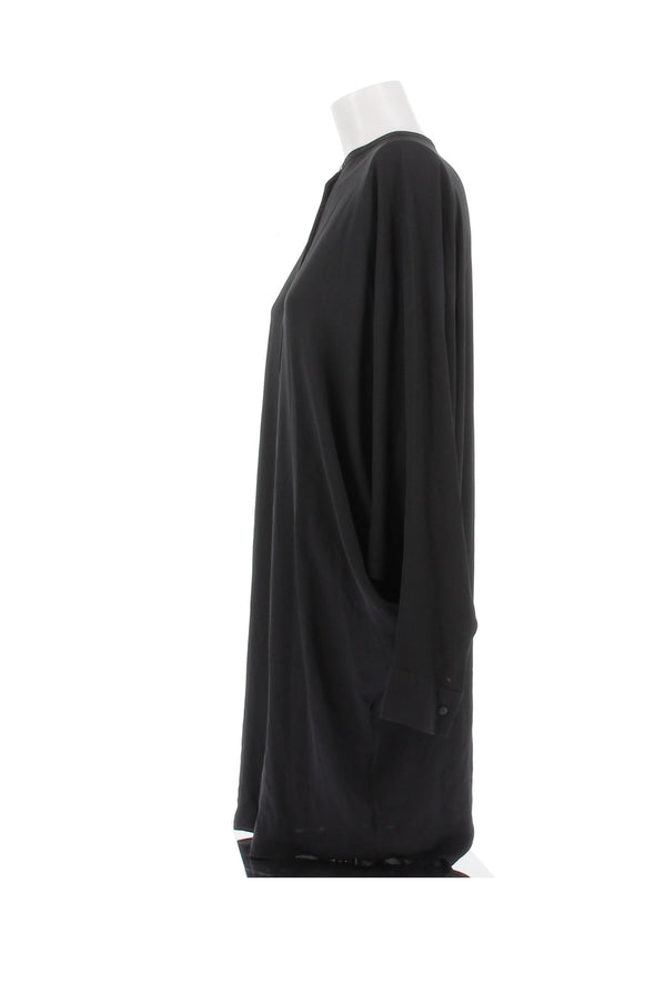 Robe en soie noire