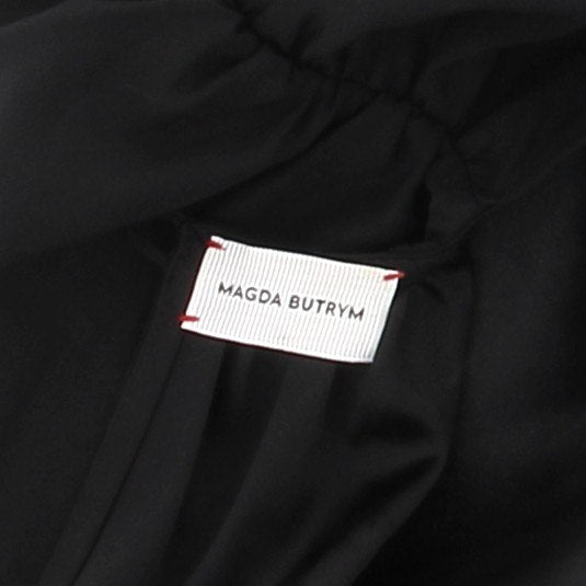 Robe en soie noire